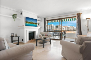 Lovely penthouse near Estepona Marina by Costarentals - Ref M15